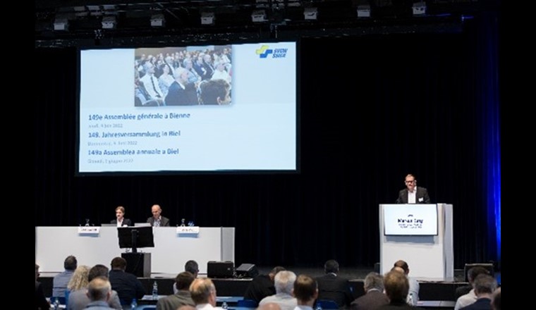 Markus Küng, président de la SSIGE et responsable Réseaux chez IWB à Bâle, ouvre la 149e assemblée générale de la SSIGE (© Sacha Danesi)
