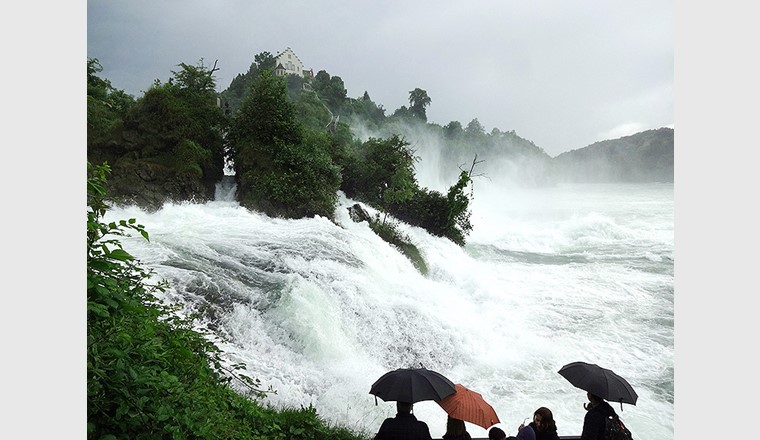 Manchmal spielt  das  Klima und die Hydrologie in der Schweiz verrückt. (Foto: Bafu).