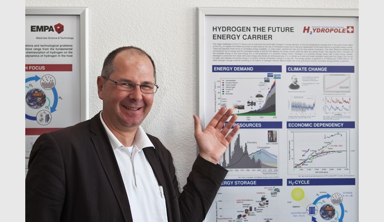 Andreas Züttel, directeur du centre commun de recherche énergétique de l'Empa et de l'EPFL à Sion. Image: Empa