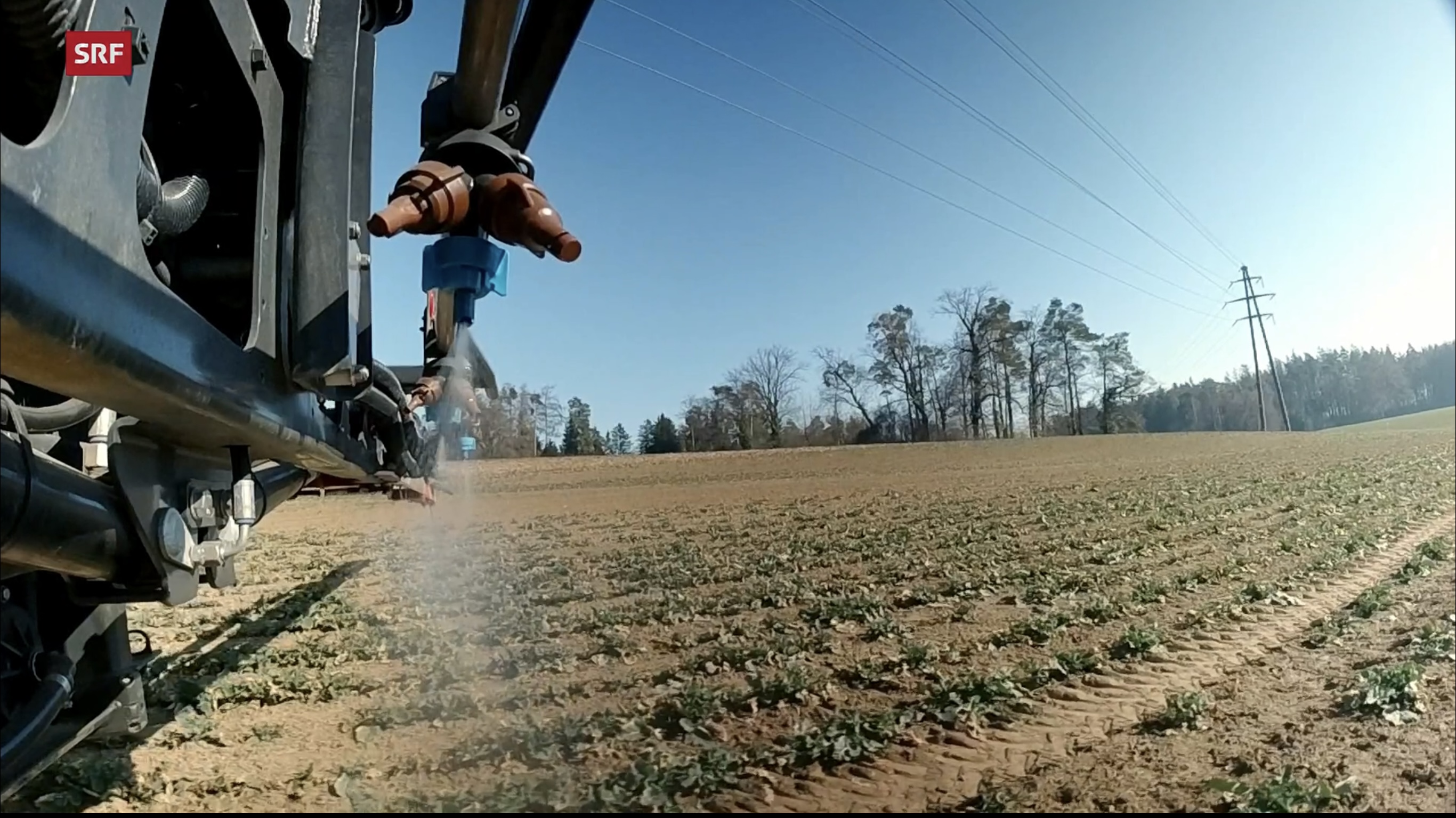 Screenshot aus SRF Dok «Der Pestizidpoker» vom 7.4.2022 von Karin Bauer.