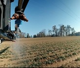 Screenshot aus SRF Dok «Der Pestizidpoker» vom 7.4.2022 von Karin Bauer. Screenshot aus SRF Dok «Der Pestizidpoker» vom 7.4.2022 von Karin Bauer.