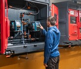 Dosierstation für Fällmittel Eisen-III-Chorid: Die Qdos Pumpen saugen das Medium selbständig an, es besteht keine Gefahr verstopfter Ventile oder Dichtungen. Dosierstation für Fällmittel Eisen-III-Chorid: Die Qdos Pumpen saugen das Medium selbständig an, es besteht keine Gefahr verstopfter Ventile oder Dichtungen.