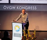 Rolf Meier, Vizedirektor, Bereichsleiter Wasser SVGW.  Am ÖVGW-Kongress in Linz vom 27.–28.4.2022 standen für den Bereich Wasser des ÖVGW die Umsetzung der EU-Trinkwasserrichtlinie sowie das Krisen- und Katastrophenmanagement im Fokus. (©ÖVGW)