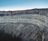 Abschätzung des Potenzials von Karst-Grundwasserressourcen am Jura-Südfuss.  (©AdobeStock)