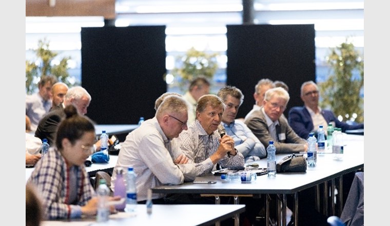 Eine angeregte Diskussion bildete den Abschluss der Jahresversammlung 2022 des SVGW. (© Sacha Danesi)
