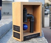 Pokal PR-Award, gestiftet von Wild Armaturen AG. (Bild: ©SVGW) Pokal PR-Award, gestiftet von Wild Armaturen AG. (Bild: ©SVGW)