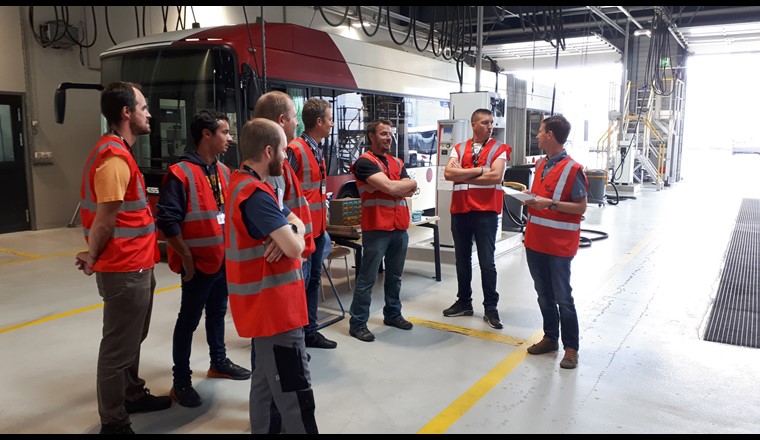 Cours F1 en Suisse romande dans les locaux de l'entreprise TPF (Transports publics fribourgeois) à Givisiez.
