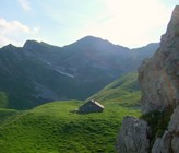 Kleinkläranlagen findet man vor allem an abgelegenen Orten. Im Bild: SAC-Hütte Chlus. Kleinkläranlagen findet man vor allem an abgelegenen Orten. Im Bild: SAC-Hütte Chlus.