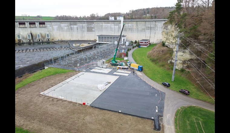 Travaux de construction de la centrale de production d'hydrogène. (©JoBersier Agence)