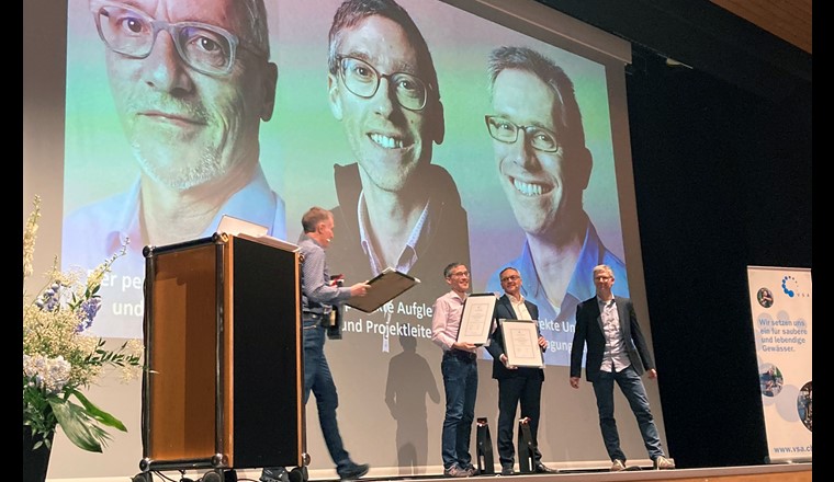Heinz Habegger, Reto Battaglia et Christian Abegglen ont été honorés par le titre de membre d'honneur. Photo : P. Sicher/VSA
