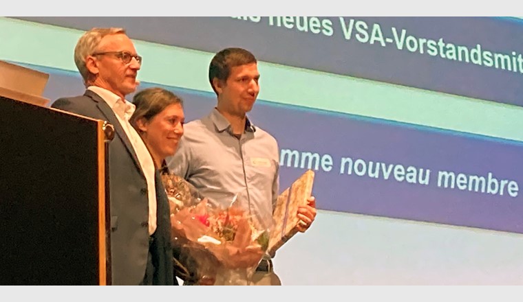 Katharina Schulthess (al centro) diventa un nuovo membro del Consiglio Direttivo e rappresentante dei Young Professionals, sostituendo Damian Hausherr (a destra).Foto: P. Sicher/VSA