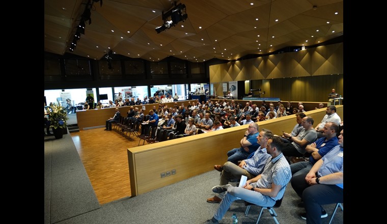 Abb. Aufmerksame Zuhörer am Kanalisationsforum 2022 in Rapperswil.