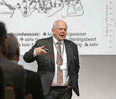 Blick ins Nachbarland: Martin Grambow, Leiter der Abteilung Wasserwirtschaft und Geologie im Bayerischen Staatsministerium für Umwelt und Verbraucherschutz, stellte die Strategie «Wasserzukunft Bayern 2050» vor.