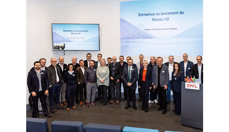 Une large coalition publique-privée philanthropique lance un réseau d’innovation pour l’hydrogène bas carbone. L’événement de lancement du Réseau H2 a été l’occasion de souligner le potentiel de l’hydrogène bas
carbone. (Image: ©Shawnee Bardet)