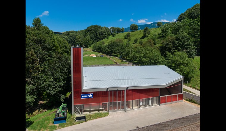 Fig. 1 Centrale CAD Vevey comprenant deux chaudières à bois et une chaudière à gaz d’une puissance totale de 6200 kW.