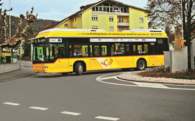 In Brugg fährt wieder ein Brennstoffzellen-Postauto