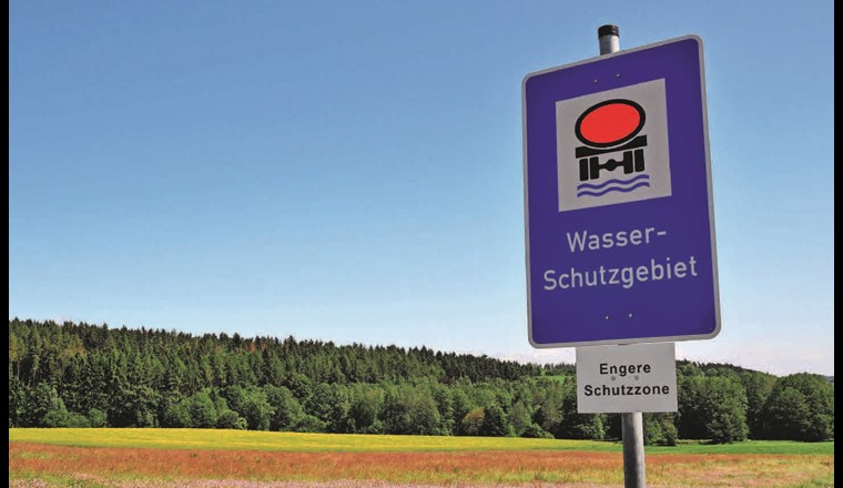 Im Sinne eines pragmatischen Vollzugs gilt gemäss sächsischem Einführungserlass zur TrinkwEGV zunächst grundsätzlich, dass für Bestimmung und ­Beschreibung der TrinkwEGV bereits bestehende Wasserschutzgebiete und die zu diesen vorliegenden WSG-Verordnungen herangezogen werden. (© Adobe Stock)