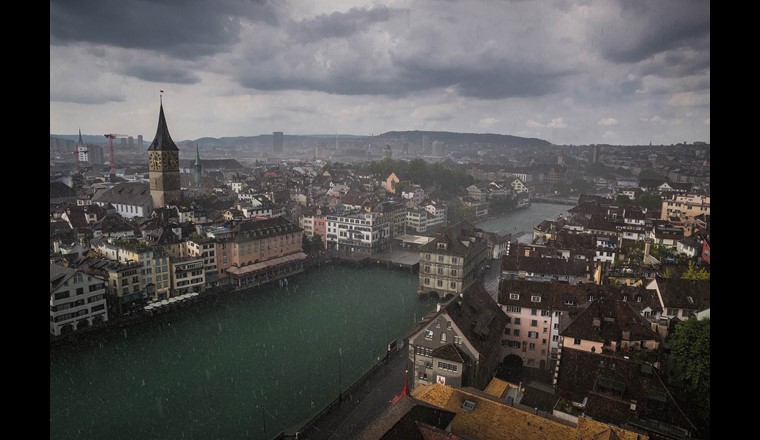 Das Schicksal des Regens im Stadtgebiet, z.B. in Zürich. (© AdobeStock)