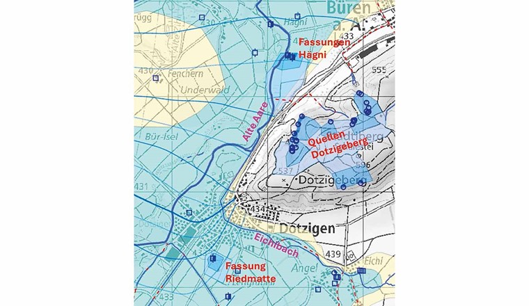 Fig. 7 Grundwasserkarte mit Grundwasserisohypsen (Mittelwasser), mit Überlagerung der Alten Aare und des Eichibachs sowie der Grundwasserschutzzonen der Fassungen Hägni und der Quellen Dotzigeberg.