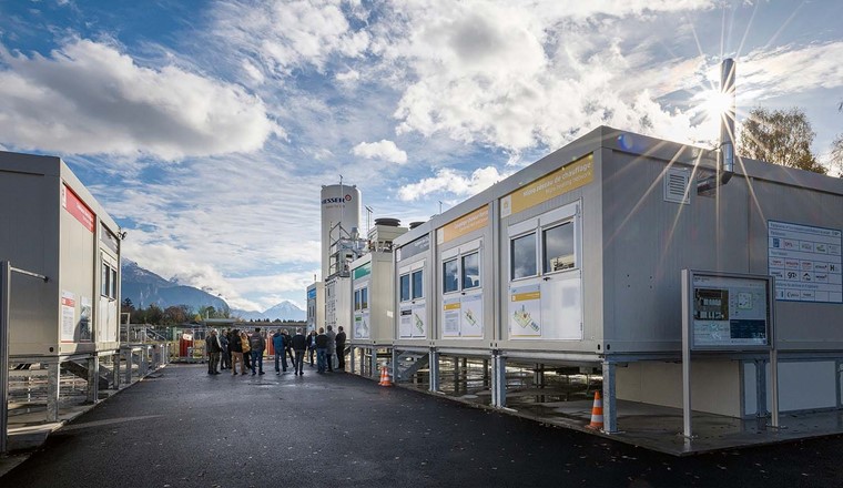 Tous les deux ans, l’ASIG organise une Journée de la recherche au cours de laquelle sont présentés des projets soutenus par le FOGA. En 2023, la Journée de recherche de l’industrie gazière suisse a eu lieu dans l’Innovation Lab de Gaznat à Aigle (VD). Ce laboratoire de démonstration est né d’une étroite collaboration entre les acteurs scientifiques et industriels – EPFL, GRZ Technologies et Gaznat, avec le soutien du FOGA, de l'Office fédéral de l'énergie, et du Canton de Vaud. La 5e Journée de la recherche aura lieu cette année le 5 novembre à Wallisellen. (Image: Gaznat)