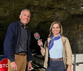 Rolf Meier mit der SRF Moderatorin Sabine Dahinden Carrel. (© SVGW) Rolf Meier mit der SRF Moderatorin Sabine Dahinden Carrel. (© SVGW)