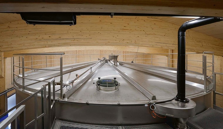 Fig. 5 Edelstahlbehälter von oben.