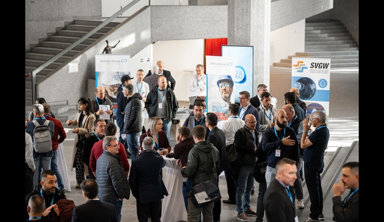 Austausch und Netzwerken in der Pause.