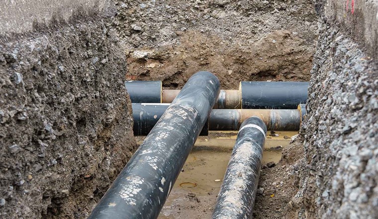 Der stetige Ausbau der Netze in der Fernwärme hat bei der Preisüberwachung zu einer hohen Anzahl von Fällen geführt. © Adobe Stock