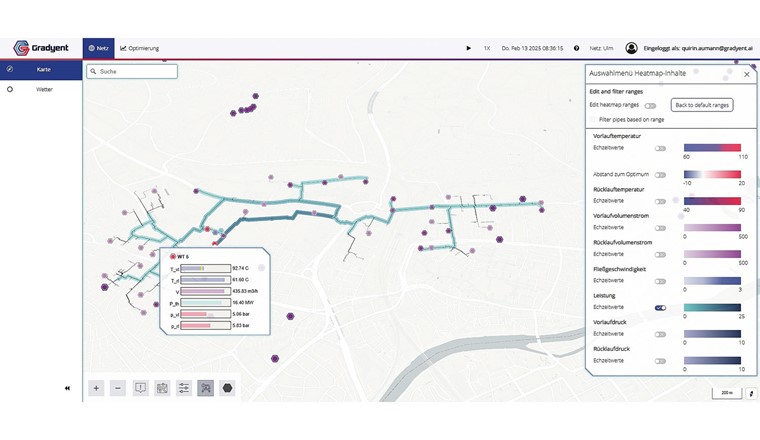 Fig. 1 Darstellung der Netztoplogie mit in Echtzeit berechneten Werten für die Leistungsverteilung im Netz. Der Zustand an wichtigen Punkten im Netz kann durch den Nutzer jederzeit per Mausklick abgefragt werden.