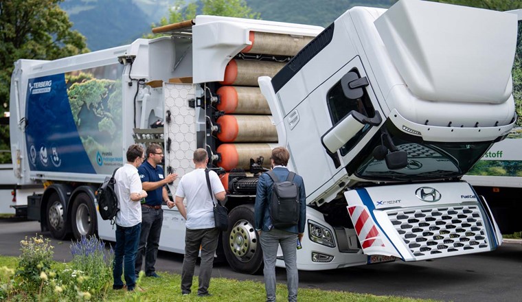 Der Seiten- und Hecklader für die Abfallentsorgung der Reihe Xcient von Hyundai konnte bei der Veranstaltung besichtigt werden. © OST Ostschweizer Fachhochschule