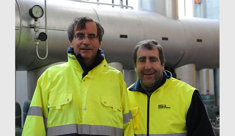 Rencontre avec Jean-Paul Stamm (à gauche), responsable du chauffage à distance, SiL, et Frédéric Sapin (FS), responsable du développement du réseau de gaz, SiL.
