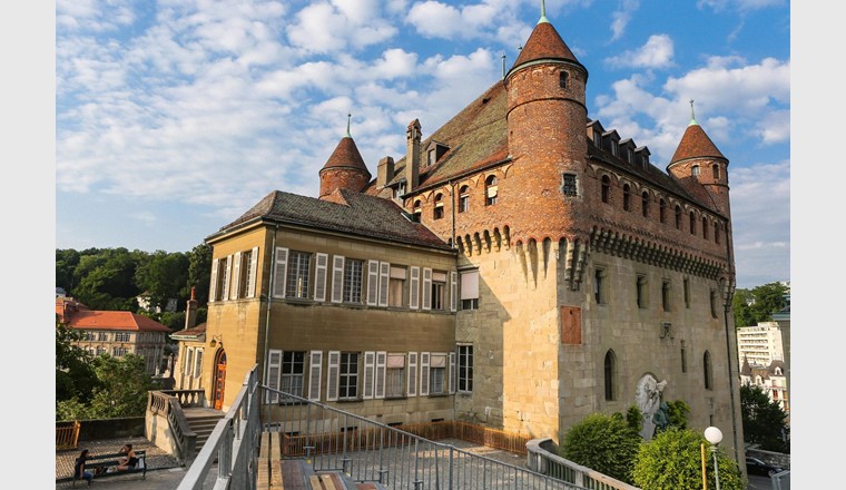 Au château Saint-Maire situé au centre de Lausanne des représentants des distributeurs de gaz du canton de Vaud, de la SSIGE et de la Direction de l’énergie DGE-DIREN ont discuté de la mise en œuvre de la Haute surveillance conformément à la LITC.