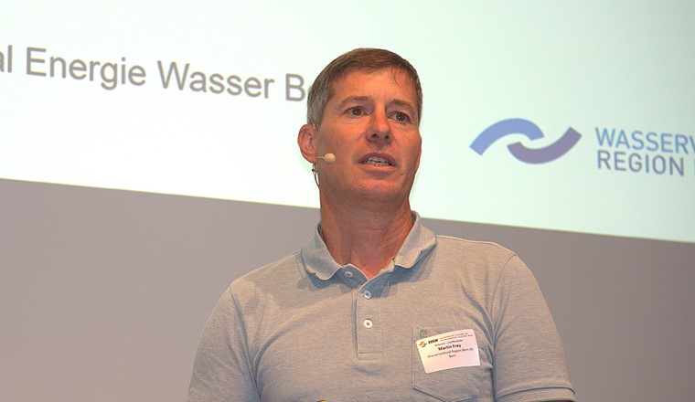 Martin Frey präsentierte den kostenoptimierten Pumpbetrieb beim WVRB.