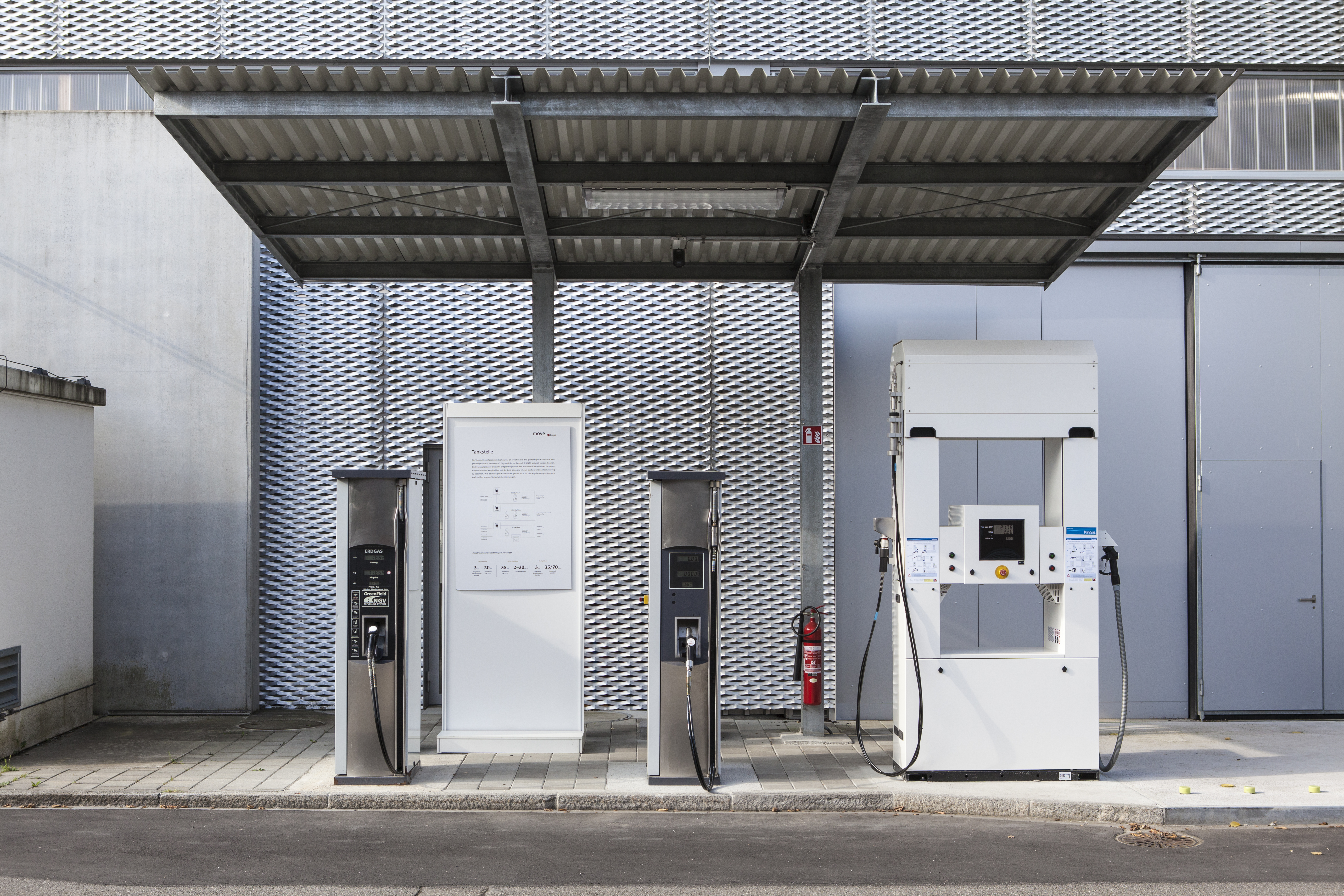 Die Tankstelle der Zukunft setzt auf mehr Serviceleistungen und ein vielseitiges Angebot an Treibstoffen, unter anderem Wasserstoff.