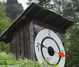 Fernablese gab es schon früher. Eine neue Empfehlung des SVGW erläutert aber nun, wie man heute sinnvoll misst. Das Bild zeigt eine alte Reservoirstandsanzeige in Filisur. Fernablese gab es schon früher. Eine neue Empfehlung des SVGW erläutert aber nun, wie man heute sinnvoll misst. Das Bild zeigt eine alte Reservoirstandsanzeige in Filisur.