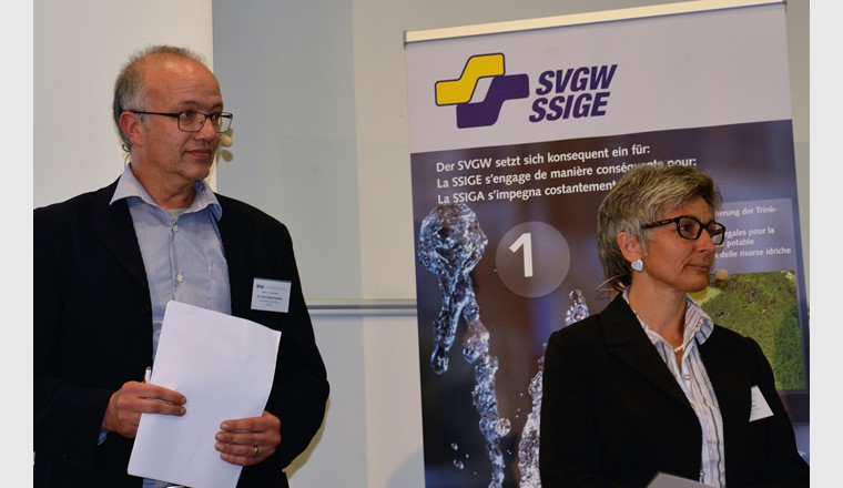 Hans Peter Füchslin und Sonja Förster machten sich Gedanken darüber, wie neue Messmethoden von der Forschung in die Routine gebracht werden können.