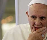 Papst Franziskus ist die Verschmutzung der Meere mit Mikroplastik ein Dorn im Auge (Foto: Wikipedia)