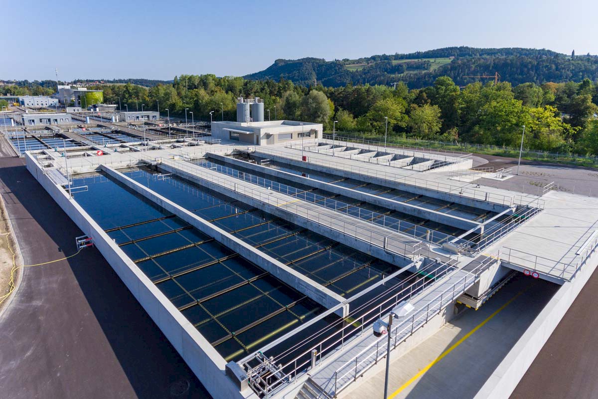 Die ARA Thunersee kann nun erfolgreich die verschiedensten  organischen Spurenstoffe eliminieren. (Foto: ARA Thunersee)