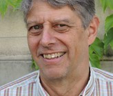Thomas Rotach, zuständig für die höhere Berufsbildung beim SVGW in Zürich.: "Wir rechnen mit einer anhaltend grossen Nachfrage nach diesen Berufsleuten und den Fachausweisen dieser Berufe." Thomas Rotach, zuständig für die höhere Berufsbildung beim SVGW in Zürich.: "Wir rechnen mit einer anhaltend grossen Nachfrage nach diesen Berufsleuten und den Fachausweisen dieser Berufe."