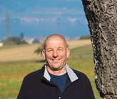 Heinz Huser, Betriebsleiter der ARA Murten, hat sich zum Natur- und Umweltfachmann weiterbilden lassen. Heinz Huser, Betriebsleiter der ARA Murten, hat sich zum Natur- und Umweltfachmann weiterbilden lassen.