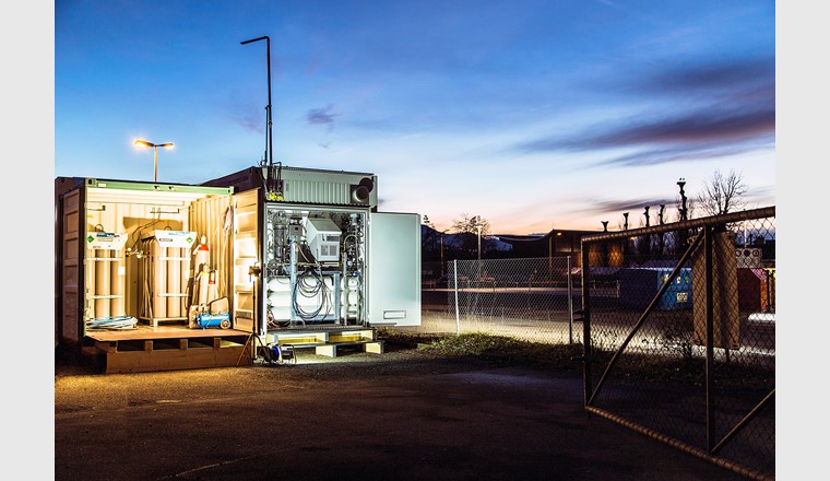 ... les gaz renouvelables comme le biogaz, l’hydrogène et les gaz synthétiques (power-to-gas) - ici l'installation power-to-methane de l'Haute école technique de Rapperswil HSR (Photo: HSR) - 
 ...
