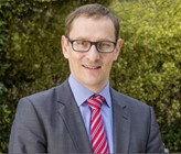 Markus Küng, Präsident des SVGW: "Hauptattraktionen der Jahresversammlung sind interaktive Diskussionsforen im Wasser- bzw. im Gas-/Fernwärmebereich." Markus Küng, Präsident des SVGW: "Hauptattraktionen der Jahresversammlung sind interaktive Diskussionsforen im Wasser- bzw. im Gas-/Fernwärmebereich."