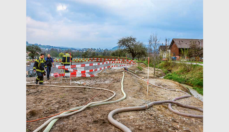 Im April 2017 gelangte in Abtwil verschmutztes Abwasser in den Mülibach. Foto: Polizei St.Gallen