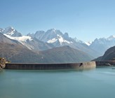 Seit 2018 können für neue grosse Wasserkraftanlagen sowie für wesentliche Erweiterungen oder Erneuerungen Investitionsbeiträge beantragt werden.  (Foto: SWV) Seit 2018 können für neue grosse Wasserkraftanlagen sowie für wesentliche Erweiterungen oder Erneuerungen Investitionsbeiträge beantragt werden.  (Foto: SWV)