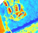 In hydromorphologisch komplexen Gewässern kann die Wassertemperatur zeitlich und räumlich stark variieren und ist daher mit herkömmlichen in-situ Methoden (z.B. Temperatursonden) schwierig flächendeckend zu quantifizieren. Messungen mit thermischem Infrarot (TIR; Wärmebilder) stellen hier eine effektive Alternative dar, um die Strahlungstemperatur des Oberflächenwassers zu bestimmen. In hydromorphologisch komplexen Gewässern kann die Wassertemperatur zeitlich und räumlich stark variieren und ist daher mit herkömmlichen in-situ Methoden (z.B. Temperatursonden) schwierig flächendeckend zu quantifizieren. Messungen mit thermischem Infrarot (TIR; Wärmebilder) stellen hier eine effektive Alternative dar, um die Strahlungstemperatur des Oberflächenwassers zu bestimmen.