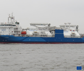 Das 117 Meter lange Bunkerschiff fährt für die Hamburger Firma Nauticor, eine Tochtergesellschaft des Linde-Konzerns, und kann 7500 Kubikmeter LNG laden. (© Nauticor) Das 117 Meter lange Bunkerschiff fährt für die Hamburger Firma Nauticor, eine Tochtergesellschaft des Linde-Konzerns, und kann 7500 Kubikmeter LNG laden. (© Nauticor)