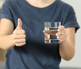 Hahnenwasser erfreut sich 2019 weiterhin hoher Beliebtheit. Bild: Antonio Guillem / 123rf.com Hahnenwasser erfreut sich 2019 weiterhin hoher Beliebtheit. Bild: Antonio Guillem / 123rf.com