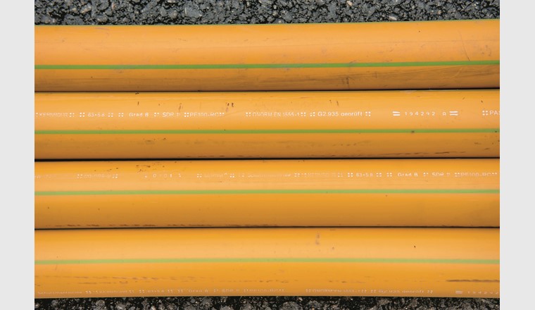 Die SVGW-Richtlinie G2 «Rohrleitungen» wurde von der Unterkommission G-UK1 «Verteilung und Speicherung» in mehrjähriger intensiver Arbeit komplett revidiert. (©123RF.com)