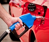 Aktuell fahren rund 110'000 oder 2,5 Prozent aller Personenwagen in der Schweiz mit alternativen Antrieben – darunter 20'000 Elektro- und 11'000 CNG-Fahrzeuge. CNG ist die Abkürzung von Compressed Natural Gas. (Foto: Carolyn Franks/123rf.com) Aktuell fahren rund 110'000 oder 2,5 Prozent aller Personenwagen in der Schweiz mit alternativen Antrieben – darunter 20'000 Elektro- und 11'000 CNG-Fahrzeuge. CNG ist die Abkürzung von Compressed Natural Gas. (Foto: Carolyn Franks/123rf.com)