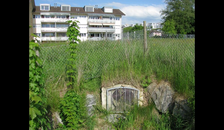 Fig. 3 Lorsque la capacité d’adsorption des systèmes d’infiltration souterrains à Oberfeld est atteinte en cas de précipitations prolongées les eaux pluviales filtrées se déversent par ce trop-plein.